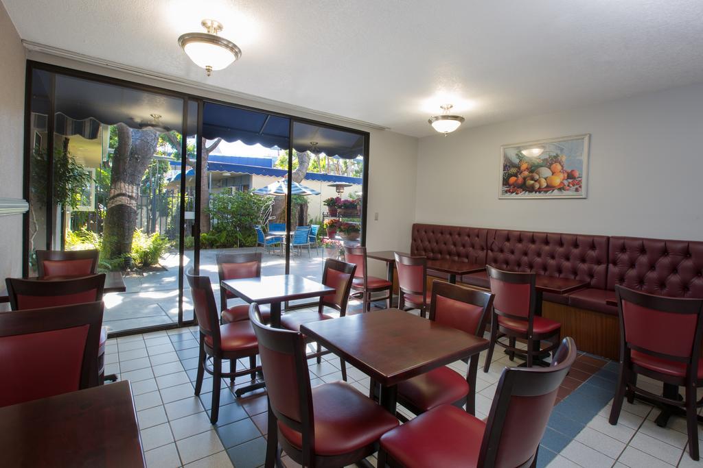Travelodge Hotel At Lax Los Angeles Exteriör bild